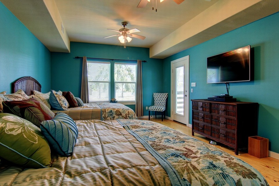 guest bedroom